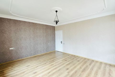 KARİZMA'DAN SİTE İÇERİSİNDE HAVUZLU GENİŞ TERASLI TRİPLEKS VİLLA