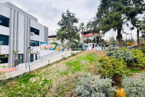 KARİZMA'DAN SİTE İÇERİSİNDE HAVUZLU GENİŞ TERASLI TRİPLEKS VİLLA