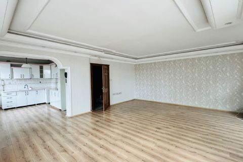 KARİZMA'DAN SİTE İÇERİSİNDE HAVUZLU GENİŞ TERASLI TRİPLEKS VİLLA