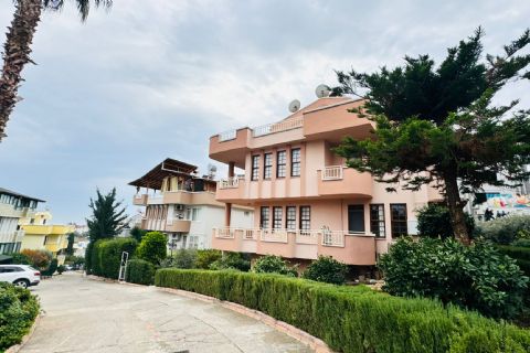 KARİZMA'DAN SİTE İÇERİSİNDE HAVUZLU GENİŞ TERASLI TRİPLEKS VİLLA