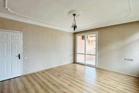 KARİZMA'DAN SİTE İÇERİSİNDE HAVUZLU GENİŞ TERASLI TRİPLEKS VİLLA