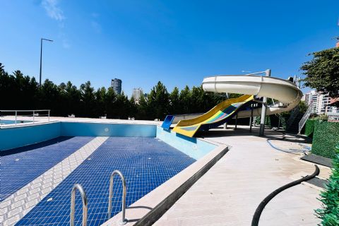 KARİZMA'DAN SİTE İÇİ DENİZ MANZARALI AQUA PARK HAVUZLU 3+1