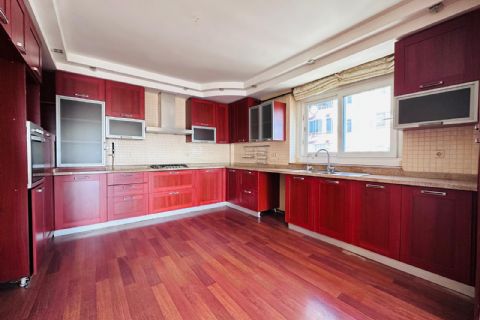 KARİZMA'DAN SİTE İÇİ DENİZ MANZARALI GENİŞ OTURUM HAVUZLU 4+1