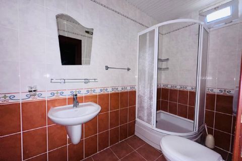 KARİZMA'DAN SİTE İÇİ DENİZ MANZARALI GENİŞ OTURUM HAVUZLU 4+1