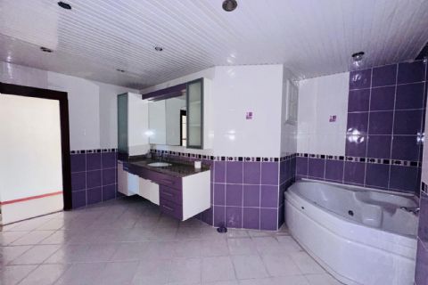 KARİZMA'DAN SİTE İÇİ DENİZ MANZARALI GENİŞ OTURUM HAVUZLU 4+1