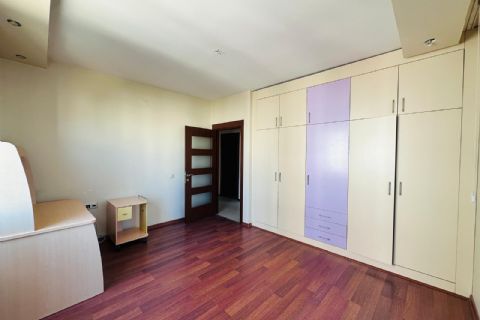 KARİZMA'DAN SİTE İÇİ DENİZ MANZARALI GENİŞ OTURUM HAVUZLU 4+1