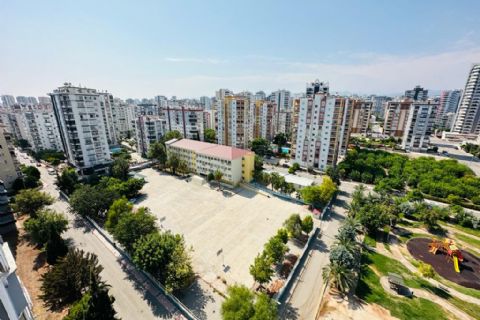 KARİZMA'DAN SİTE İÇİ DENİZ MANZARALI KOMBİLİ 3+1