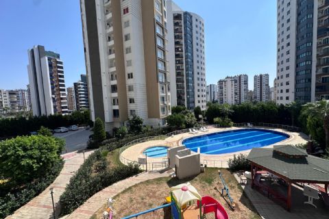 KARİZMA'DAN SİTE İÇİ HAVUZLU FERAH 3+1 KİRALIK