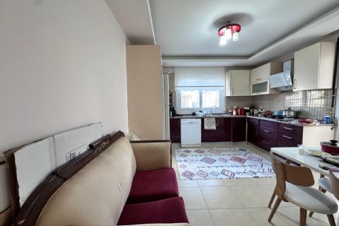 KARİZMA'DAN SİTE İÇİ HAVUZLU GENİŞ OTURUM 3+1