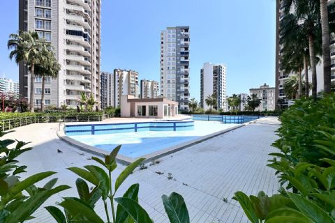 KARİZMA'DAN SİTE İÇİ HAVUZLU GÜVENLİKLİ 4+1