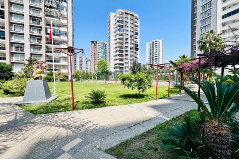 KARİZMA'DAN SİTE İÇİ HAVUZLU GÜVENLİKLİ 4+1
