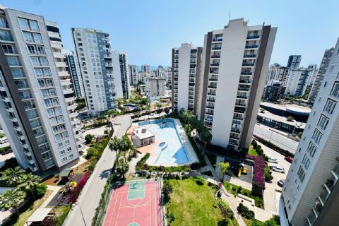 KARİZMA'DAN SİTE İÇİ HAVUZLU GÜVENLİKLİ 4+1