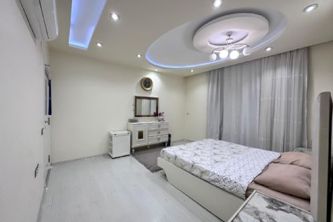 KARİZMA'DAN SİTE İÇİ HAVUZLU KONUM HARİKASI 4+1