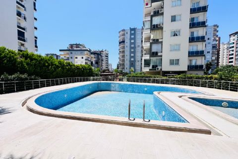 KARİZMA'DAN SİTE İÇİ HAVUZLU SOLİ CENTERA YAKIN 3+1
