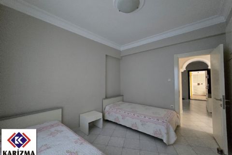 KARİZMA'DAN SOLİ SİTESİNDE ARA KAT EŞYALI GENİŞ BAĞIMSIZ 3+1