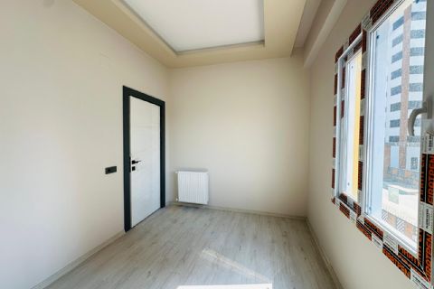 KARİZMA'DAN TECE DE DENİZE YAKIN HAVUZLU 2+1