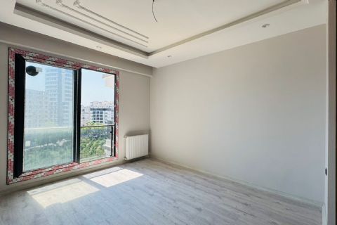 KARİZMA'DAN TECE DE HAVUZLU TEMİZ 2+1 KİRALIK DAİRE