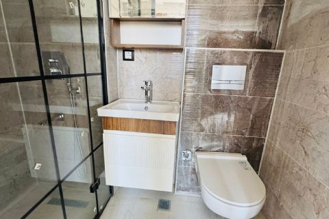 KARİZMA'DAN TECE DE HAVUZLU TEMİZ 2+1 KİRALIK DAİRE