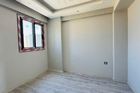 KARİZMA'DAN TECE DE HAVUZLU TEMİZ 2+1 KİRALIK DAİRE