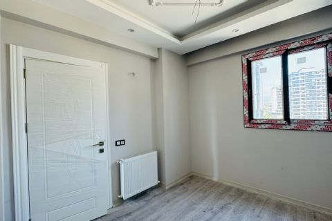 KARİZMA'DAN TECE DE HAVUZLU TEMİZ 2+1 KİRALIK DAİRE