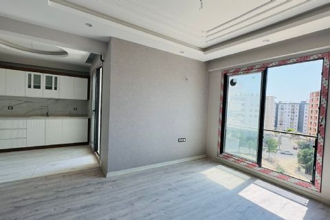 KARİZMA'DAN TECE DE HAVUZLU TEMİZ 2+1 KİRALIK DAİRE
