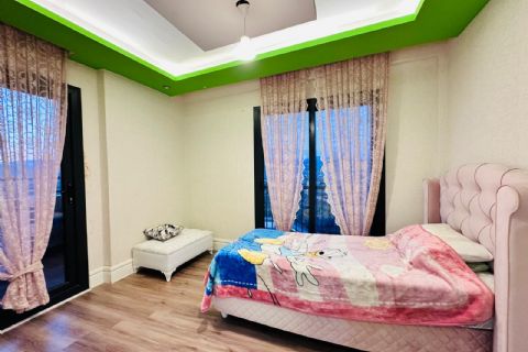 KARİZMA'DAN TEK BLOK AQUA PARK DENİZ MANZARALI 4+1