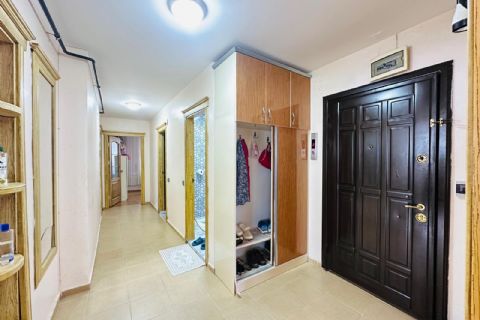 KARİZMA'DAN TEK BLOK DENİZE YÜRÜME MESAFESİNDE 3+1