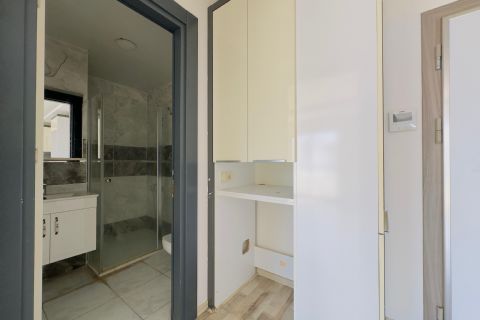 KARİZMA'DAN TEK BLOK HAVUZLU GENİŞ CEPHESİ AÇIK 1+1