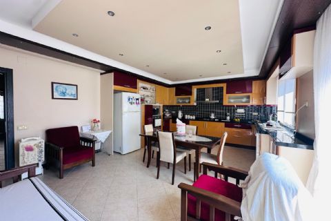 KARİZMA'DAN TEK BLOK HAVUZLU GENİŞ OTURUM 4+1 UYGUN FİYAT