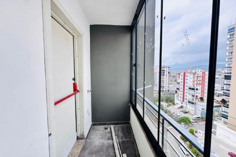 KARİZMA'DAN TEK BLOK HAVUZLU KOMBİLİ 2+1