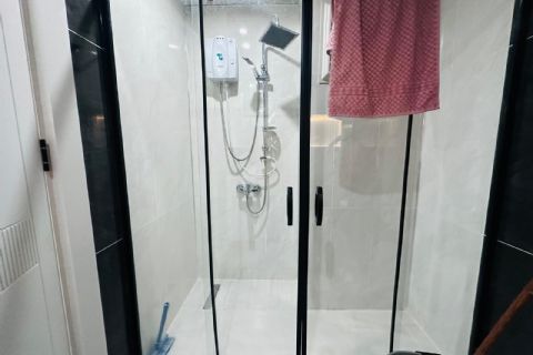 KARİZMA'DAN TEK BLOK HAVUZLU KOMBİLİ 2+1