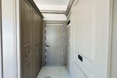 KARİZMA'DAN TEK BLOK HAVUZLU SOLİ CENTER CİVARI 2+1