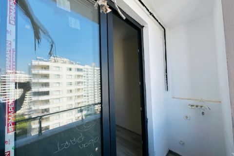 KARİZMA'DAN TEK BLOK HAVUZLU SOLİ CENTER CİVARI 2+1