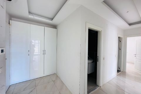 KARİZMA'DAN TEK BLOK MERKEZİ KONUM KİRALIK 2+1