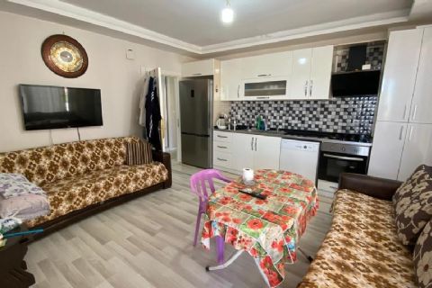 KARİZMA'DAN TEK BLOK OTOPARK YOLA YAKIN 2+1