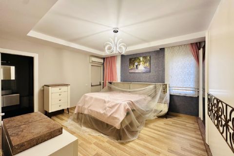 KARİZMA'DAN TERASLI FULL EŞYALI TEMİZ 3+1