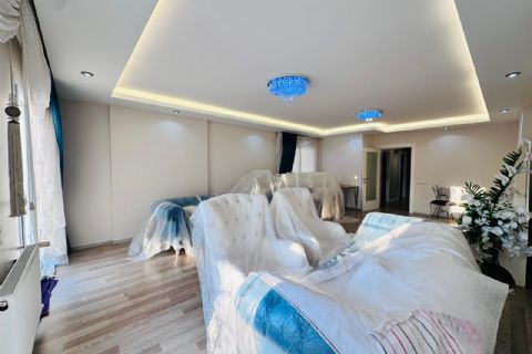 KARİZMA'DAN TERASLI FULL EŞYALI TEMİZ 3+1