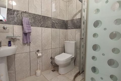 KARİZMA'DAN TÖMÜKTE HAVUZ MANZARALI MODERN  AMERİKAN MUTFAKLI FULL EŞYALI 2+1