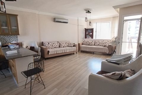 KARİZMA'DAN TÖMÜKTE HAVUZ MANZARALI MODERN  AMERİKAN MUTFAKLI FULL EŞYALI 2+1