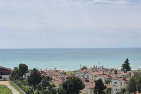 KARİZMA'DAN TÖMÜKTE YAZLIK SİTE EŞYALI GENİŞ 2+1