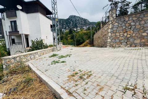 KARİZMA'DAN TOROSLAR BELENKEŞLİKTE  3 KATA İMARLI ARSA