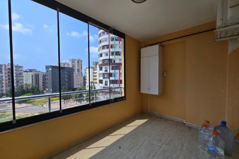 KARİZMA'DAN ÜNİ CAD ÜSTÜ KOMBİLİ CAM BALKONLU 2+1