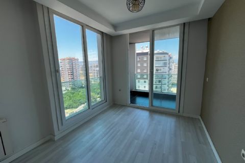 KARİZMA'DAN VATAN CADDESİNDE TEMİZ VE YAPILI 2+1