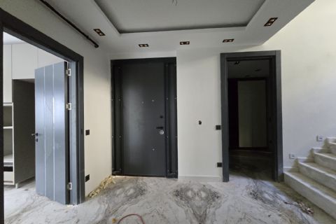 KARİZMA'DAN VİRANŞEHİR'DE DENİZE YAKIN BAĞIMSIZ DUBLEKS VİLLA 