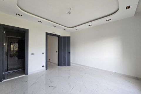 KARİZMA'DAN VİRANŞEHİR'DE DENİZE YAKIN BAĞIMSIZ DUBLEKS VİLLA 