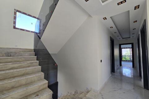 KARİZMA'DAN VİRANŞEHİR'DE DENİZE YAKIN BAĞIMSIZ DUBLEKS VİLLA 