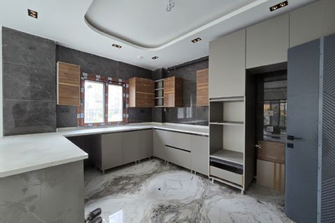 KARİZMA'DAN VİRANŞEHİR'DE DENİZE YAKIN BAĞIMSIZ DUBLEKS VİLLA 