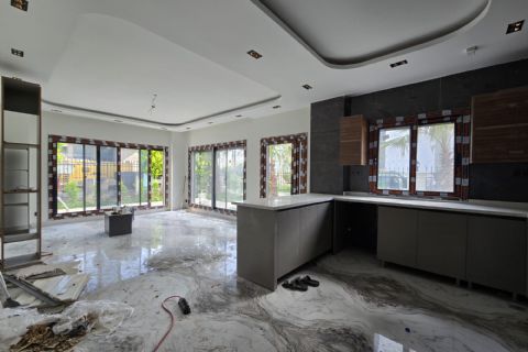 KARİZMA'DAN VİRANŞEHİR'DE DENİZE YAKIN BAĞIMSIZ DUBLEKS VİLLA 