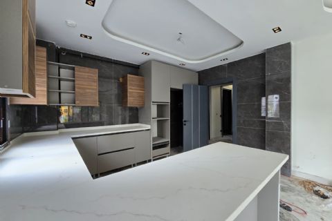 KARİZMA'DAN VİRANŞEHİR'DE DENİZE YAKIN BAĞIMSIZ DUBLEKS VİLLA 