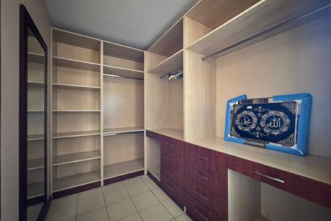 KARİZMA'DAN YENİ MH DE GENİŞ HAVUZLU 4+1